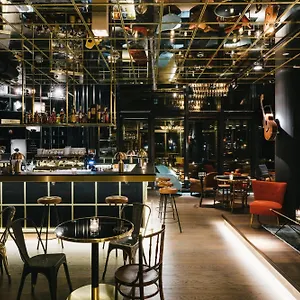 https://ruby-lilly-hotel-munich.getmunichhotels.com
